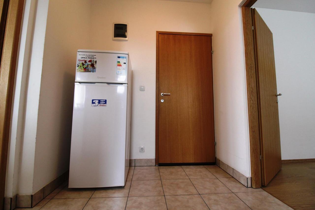 Apartment Sea View Saric Drage Exterior foto