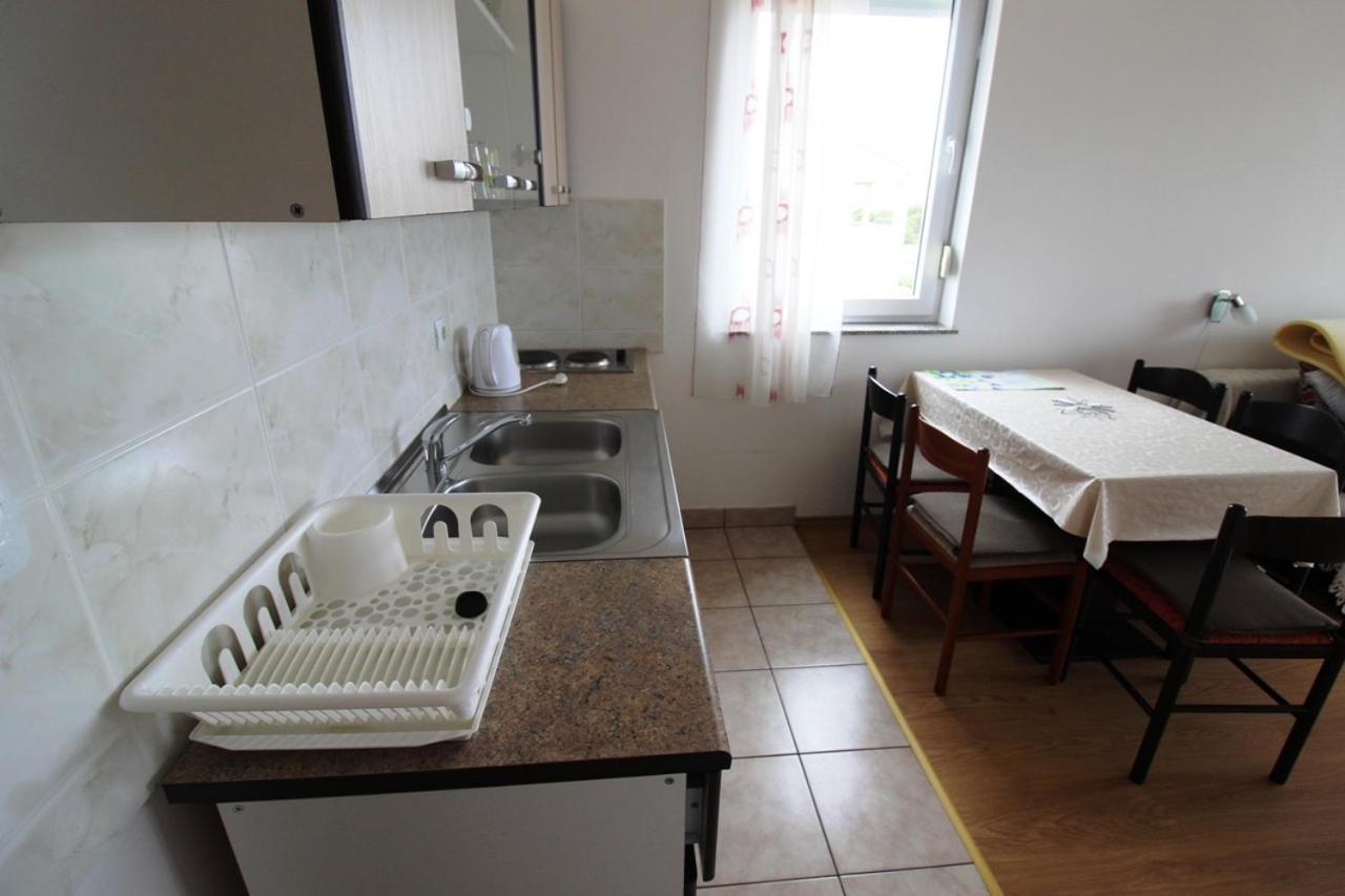 Apartment Sea View Saric Drage Exterior foto